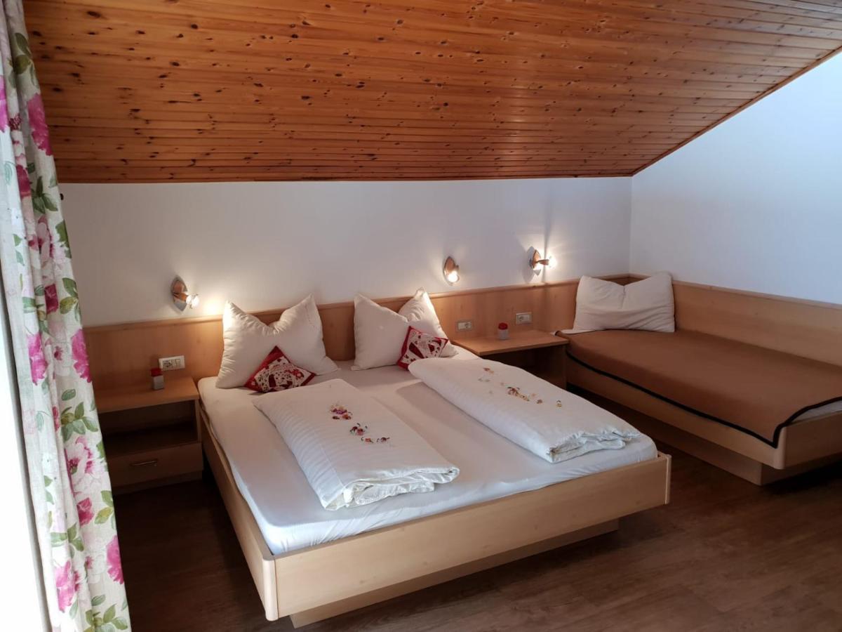 Pension & Appartament Anna Predoi Exteriér fotografie