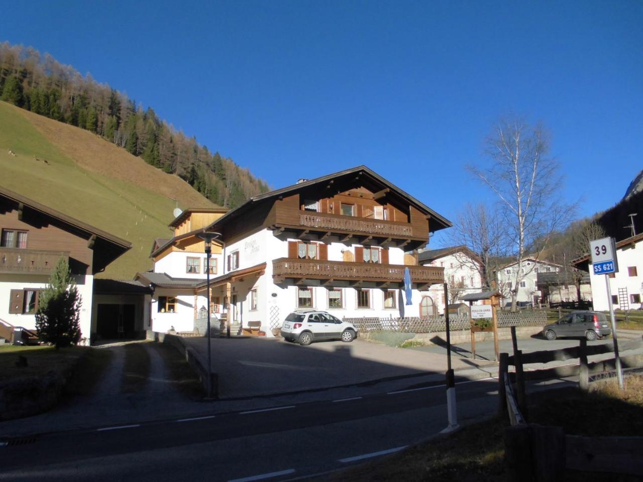 Pension & Appartament Anna Predoi Exteriér fotografie